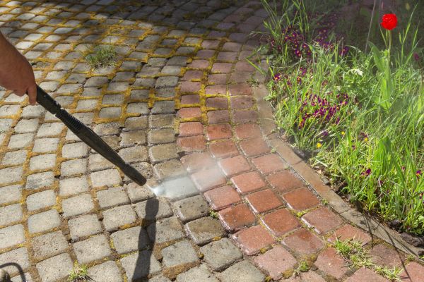 Walkway Cleaning Service in De Pere