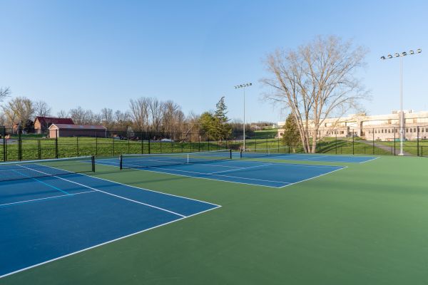 Cost of Tennis Court Cleaning in De Pere
