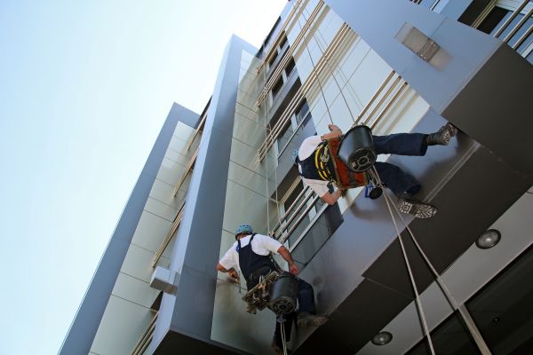 Cost of Condo Exterior Cleaning in De Pere